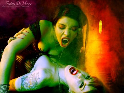 Wallpaper image: Love, Death & what lies beneath, Fantasy Art, Mixed Media, Vampire girls, vampire photo, Vampires, Vampire art, Vampire artwork, Avelina De Moray